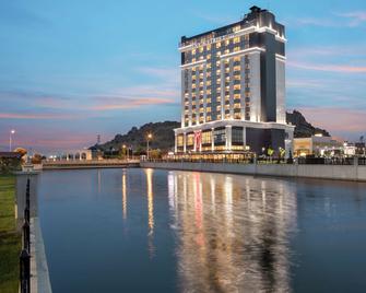 DoubleTree by Hilton Afyonkarahisar - Afyon - Budova