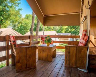 Sunflower Camping - Mareda - Balcony