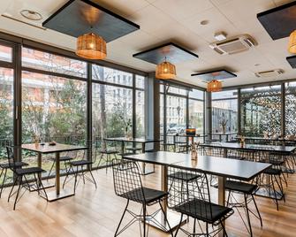 Appart hôtel Q7 Lodge Lyon 7 - Lyon - Restaurang