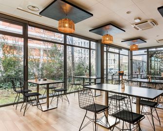 Q7 Lodge - Lyon - Restaurant