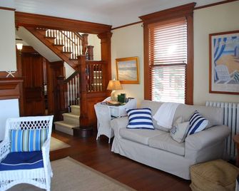 Very Large House on Ocean block - Avon by the Sea - Sala de estar