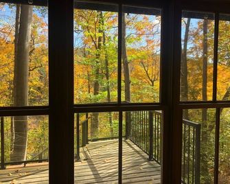 Charming waterfront cottage @serene natural beauty - Calabogie - Balcony