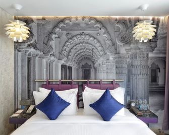 Regenta Central Antarim - Ahmedabad - Bedroom