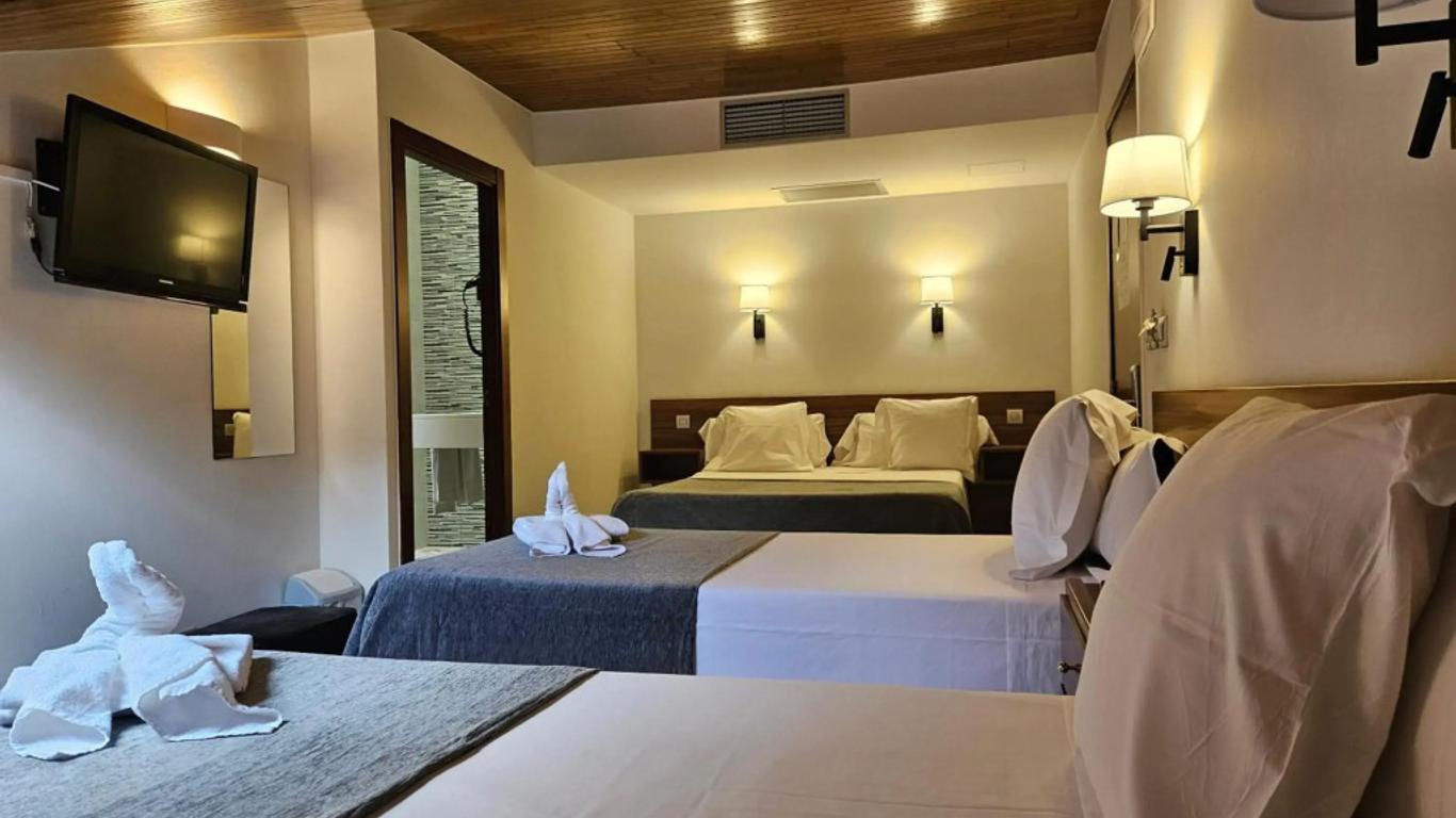 Hotel Les 7 Claus