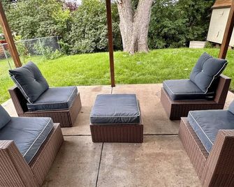 Comfortable City house 5-bedroom St. Paul/Minneapolis, dogs ok. - Minneapólis - Pátio