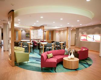 SpringHill Suites by Marriott Wichita Airport - Wichita - Lobby