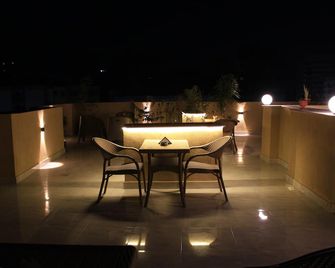 Discover Pyramids Inn - Kairo - Balkon