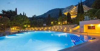 Maistra Select Astarea Hotel - Mlini - Pool