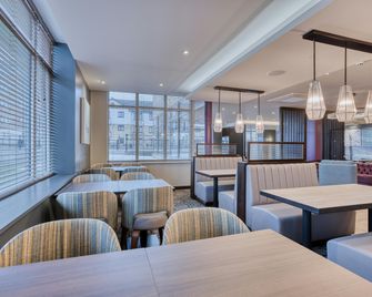 Premier Inn Peterborough City Centre - Пітерборо - Ресторан
