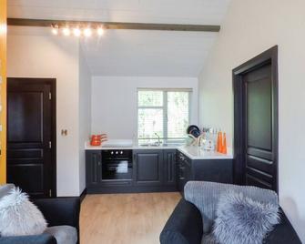 Hidden Gem Cabin, With A Garden In Lettermacaward, County Donegal - Lettermacaward - Cocina