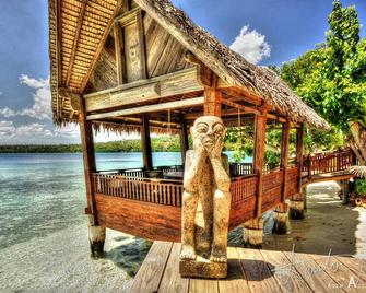 Ratua Private Island Resort - Port Lautour - Playa