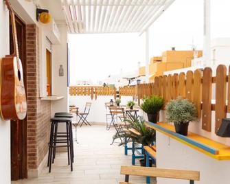 Casa Grande Surf Hostel - El Médano - Balcony
