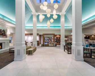 Hilton Garden Inn Islip/MacArthur Airport - Ronkonkoma - Lobby