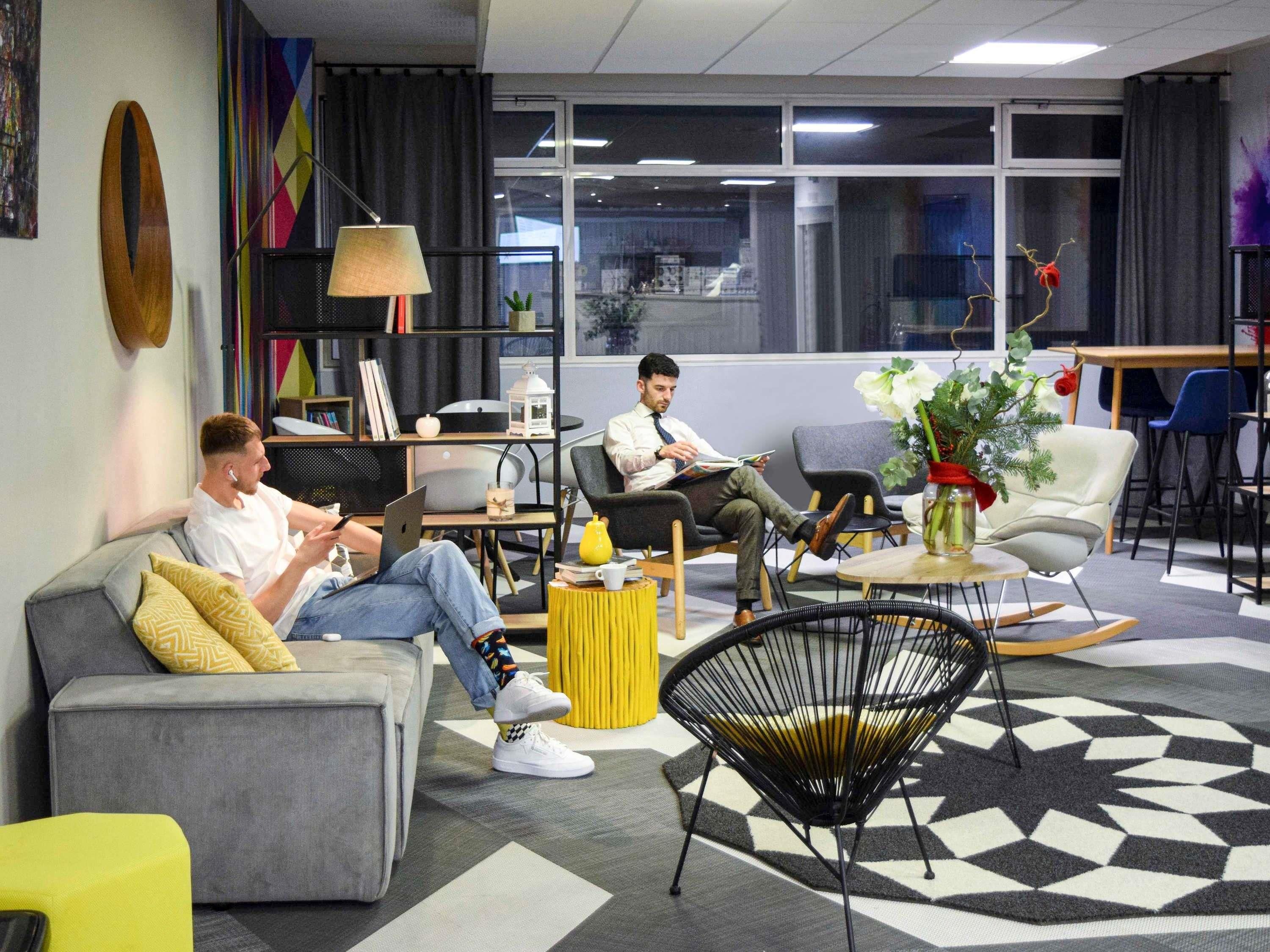 إيبيس ستايلز كروليس جرينوبل إيه41