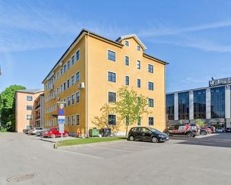 Tallinn City Harbour Apartments - Tallinn - Building