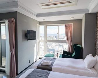 Hotel State Tennoji - Osaka - Bedroom