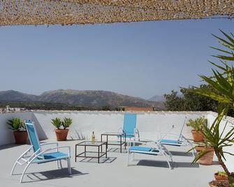 Ronda Hotel Polo - רונדה - מרפסת