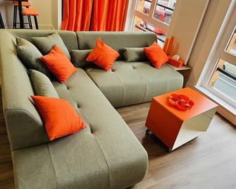 Orange Appart - Tourcoing - Salon