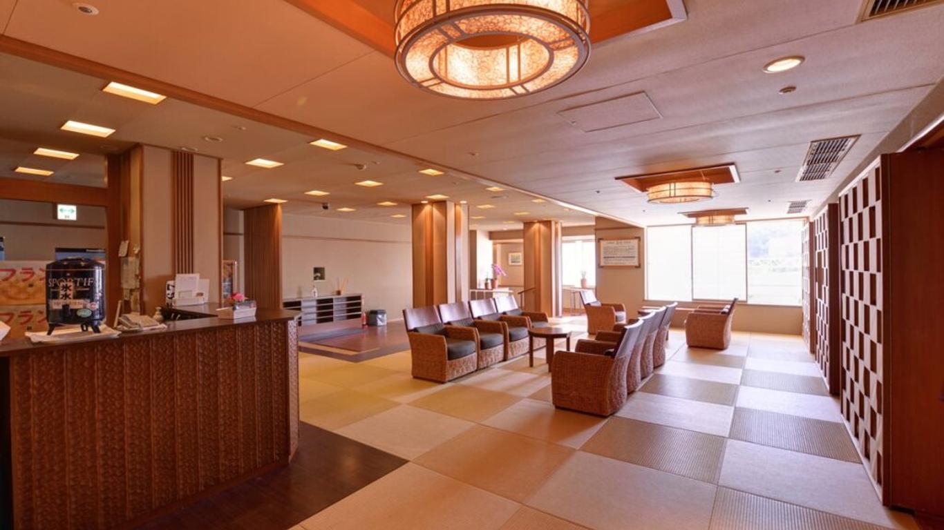 هوتل تاكيشيما