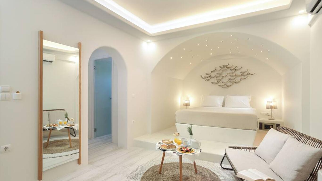 Finikas Hotel