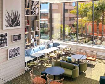 نوفوتيل مونت كارلو - Monaco - ردهة