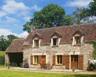 Traditional Normandy Cottage - Boischampré - Edificio