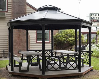 Forks Motel - Forks - Patio