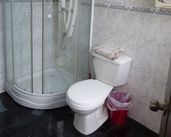 Hostal Residencia Blest Gana - Viña del Mar - Bathroom