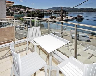 Aqua Marine 2 - Néos Marmarás - Balcony