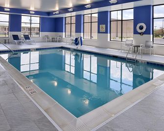 Hampton Inn & Suites Cincinnati-Mason, OH - Mason - Bazén