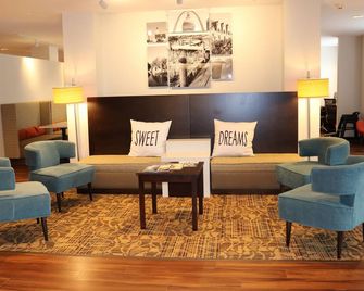 MainStay Suites St. Louis Airport - San Luis - Lounge