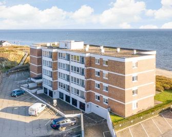 Zuerichsylt - List - Edificio