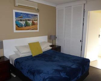 Windmill Motel - Wollongong - Bedroom