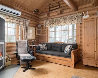 Ainola Cottage - Alapitkä - Sala de estar