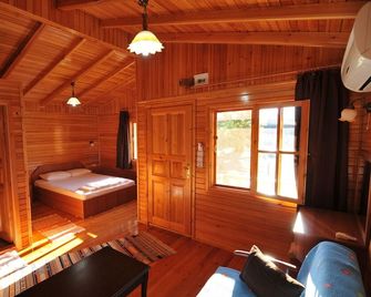 Ozge Bungalow Hotel - Kemer - Slaapkamer