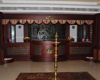 Royal Residency Park Hotel - Thiruvilwamala - Front desk