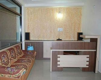 Karni Niwas - Ajmer - Recepción