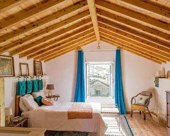 Candelária House - Ponta Delgada - Bedroom