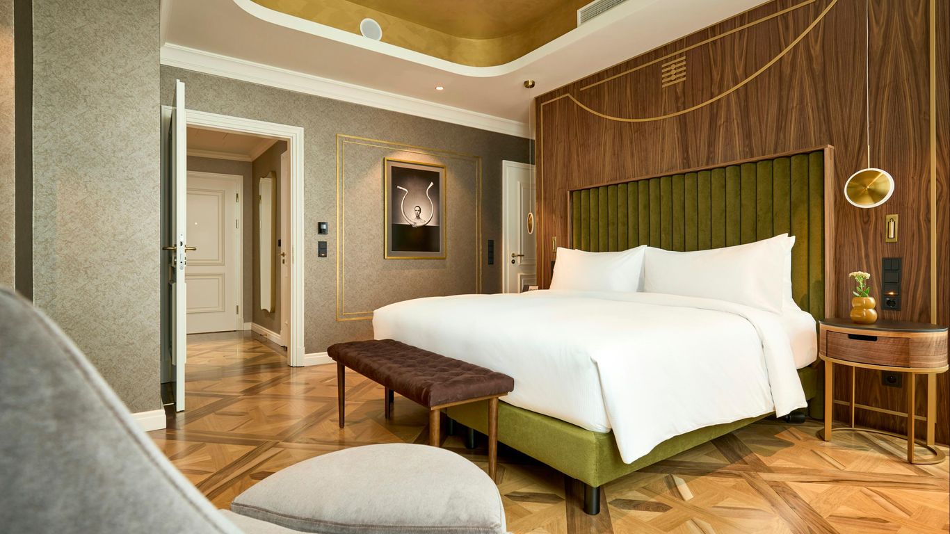 Hotel Saski Krakow, Curio Collection by Hilton