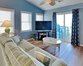 Sunset Cove - Jacksonville - Living room