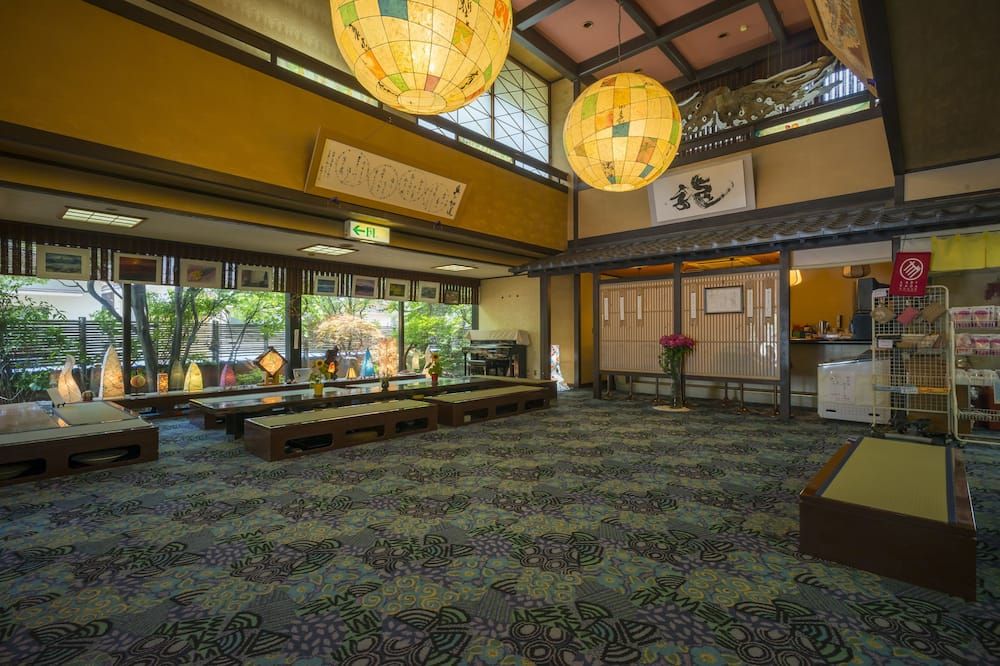 Suzuya Konnichiro - Kaga - Lobby