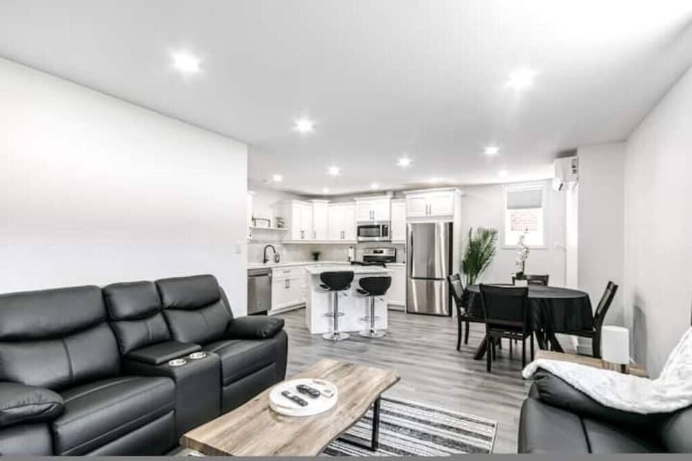Tnt Executive Suites 2 - Sudbury - Living room