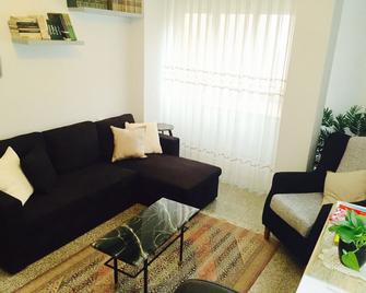 Quaint 2br Spanish Flat In Sagunto - Sagunt - Wohnzimmer