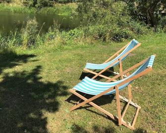 Cozy vacation apartment in Cosa - Friedland - Patio