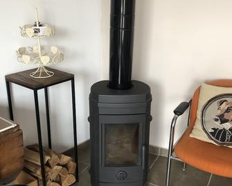 Charming cottage for 4-6 people in the heart of Condette on the Opal Coast - Condette - Servicio de la habitación