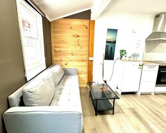 Carinya Village Jindabyne - Jindabyne - Living room
