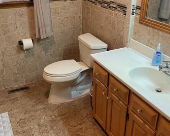 Country serenity near city amenities! 3 bed 2 bath home on 31 acres. - Joelton
