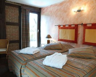 Gite Du Relais De L'ourthe - Rendeux - Schlafzimmer