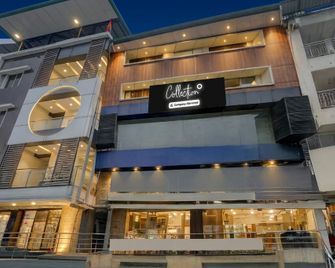 Collection O Jaigaon Near Bhutan Gate - Phuntsholing - Building