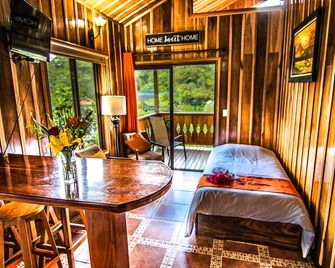 Cabañas Hoja Verde - Monteverde
